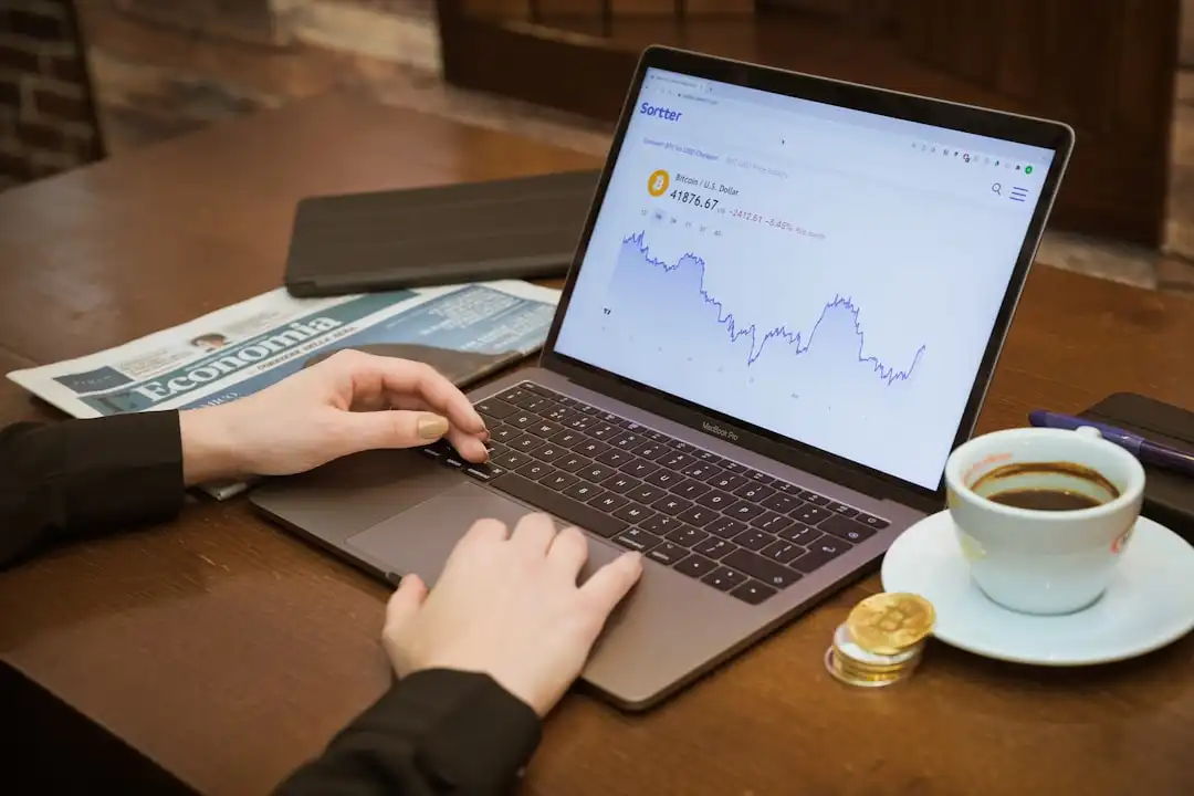 Guía práctica de Binance en Perú: cómo crear cuenta, comprar, asegurar y rentabilizar tus criptos